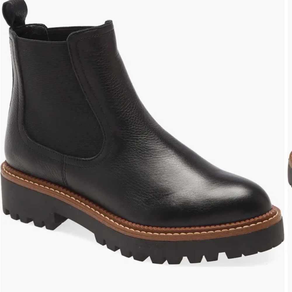 Caslon Miller Water Resistant Black Leather Lug Chelsea Boots 4.5M